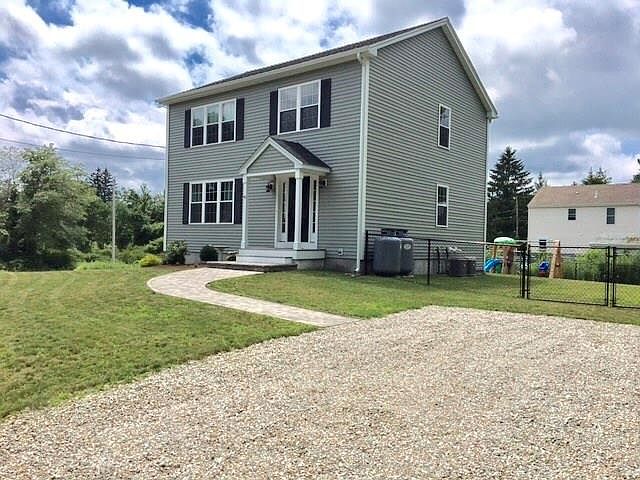 1st image of 40 Como Dr