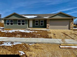 4417 N Valley Ridge Dr, Belvidere, IL 61008