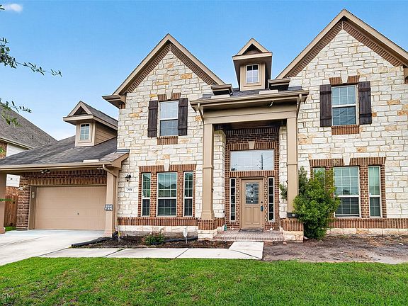 3rd image of 2931 Oakdale Landing Ct