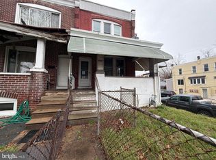 800 W 11th St, Chester, PA 19013