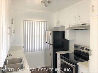 826 S Osage Ave APT 4, Inglewood, CA 90301