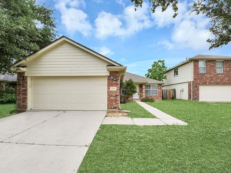18910 Bonners Park Cir — Photo 2