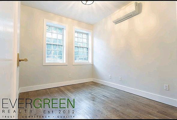 1st image of 543 Marcy Ave #1P
