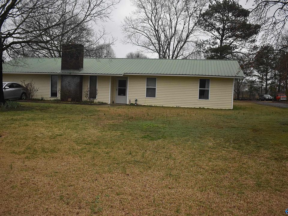 1st image of 404 Alicia St
