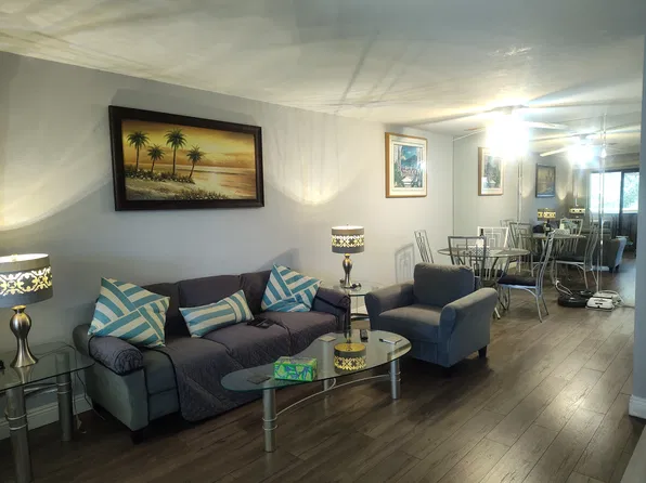 2812 N Auburn Ct Unit F215, Palm Springs, CA 92262