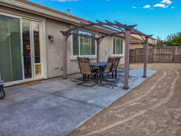 2457 Bridgetown Loop, Sparks, NV 89436