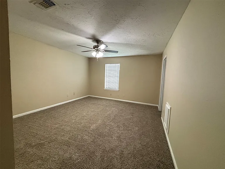 3416 Avenue P — Photo 13