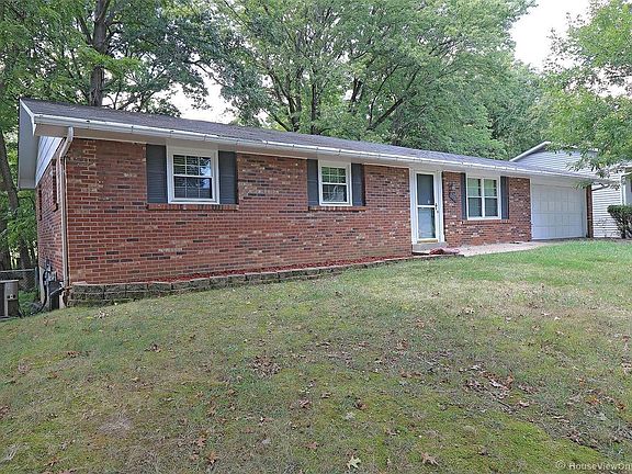 3rd image of 2029 Anthony Dr
