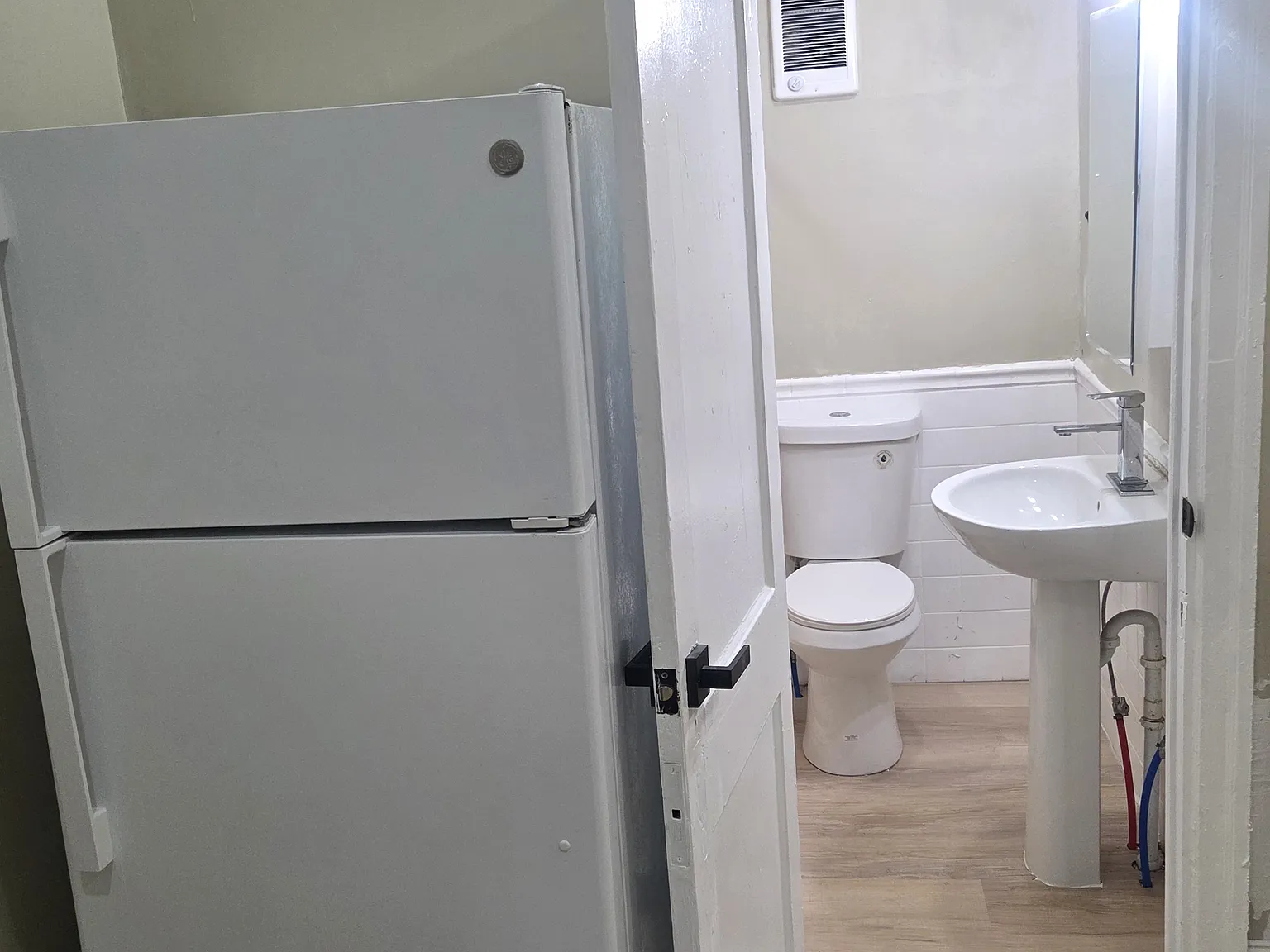 2 bed, 800 sqft, $1,095 — Photo 2