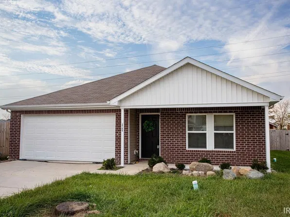 2708 W Kings Canyon Rd, Muncie, IN 47303