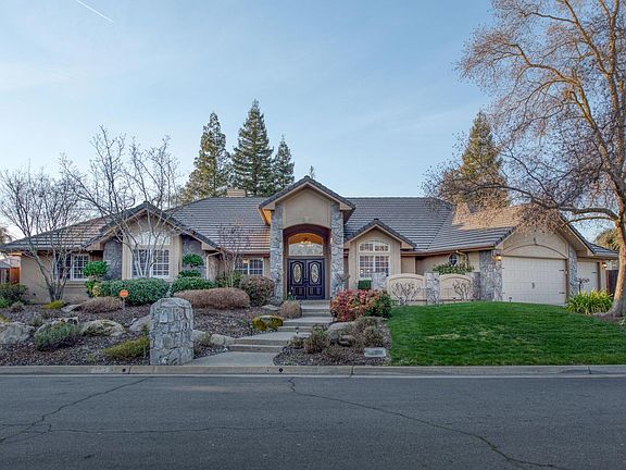 2nd image of 9685 N Avon Ct