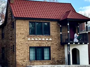 408 S Hanley Rd #1F, Saint Louis, MO 63105