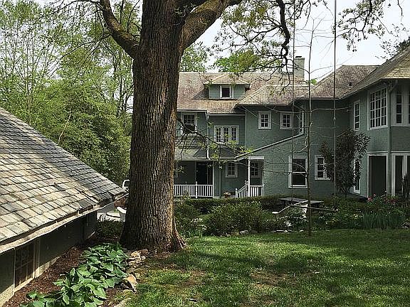 Main & Back Hse from Back Yd