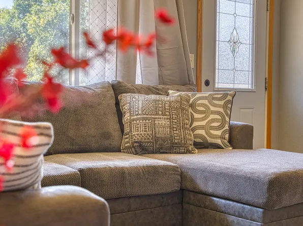 700 Beech St, Gillette, WY 82716