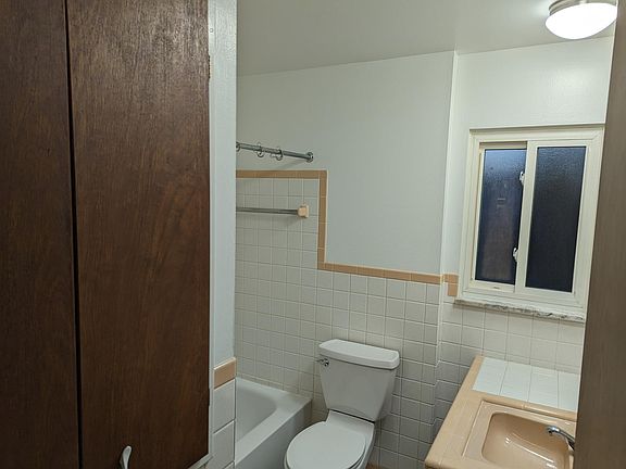 5th image of 3319 Rocksberry Ct #12