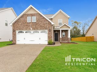 1372 Wentworth Dr, Gallatin, TN 37066