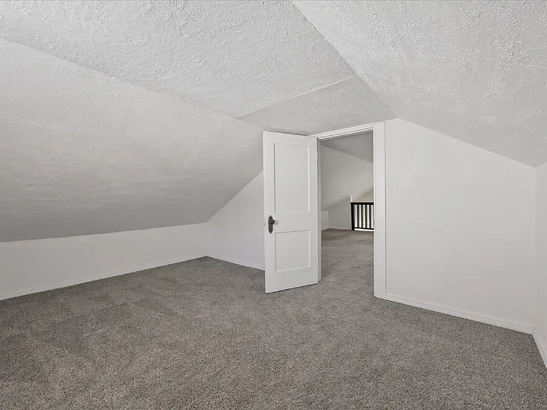 2813 Faircourt St — Photo 19