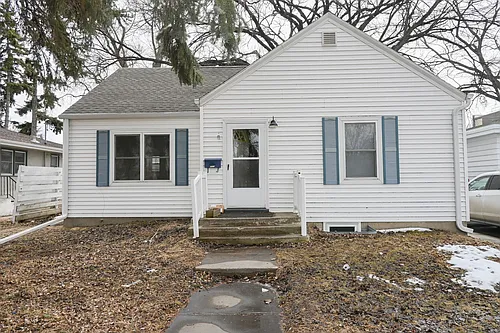 2313 University Ave Photo 1