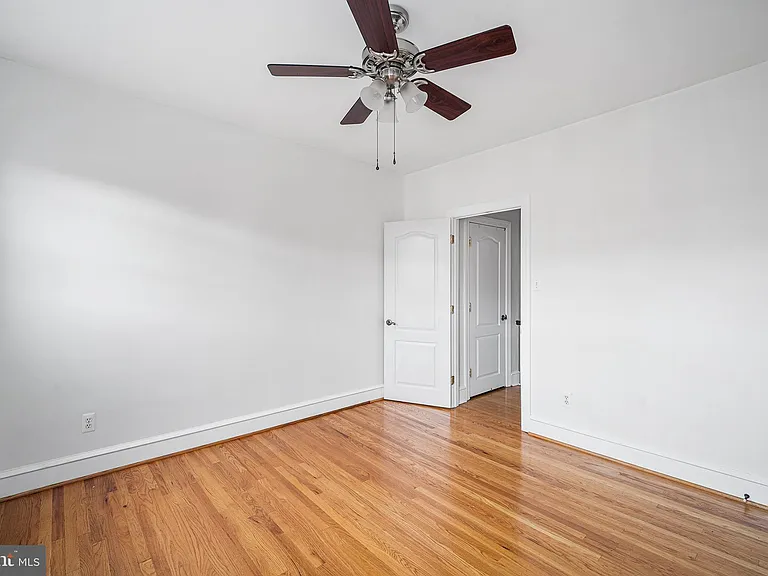 623 Gerritt St — Photo 11