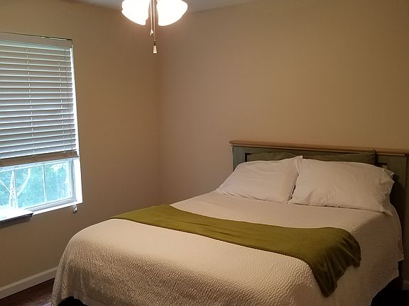2nd image of 1702 Brad Ct