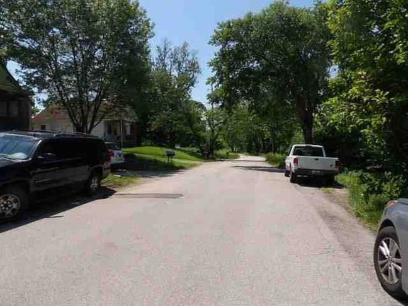 4th image of 520 Mason Rd
