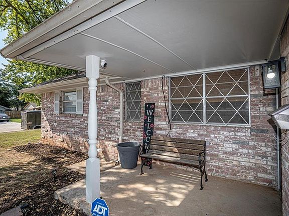 2nd image of 330 Shiloh Dr