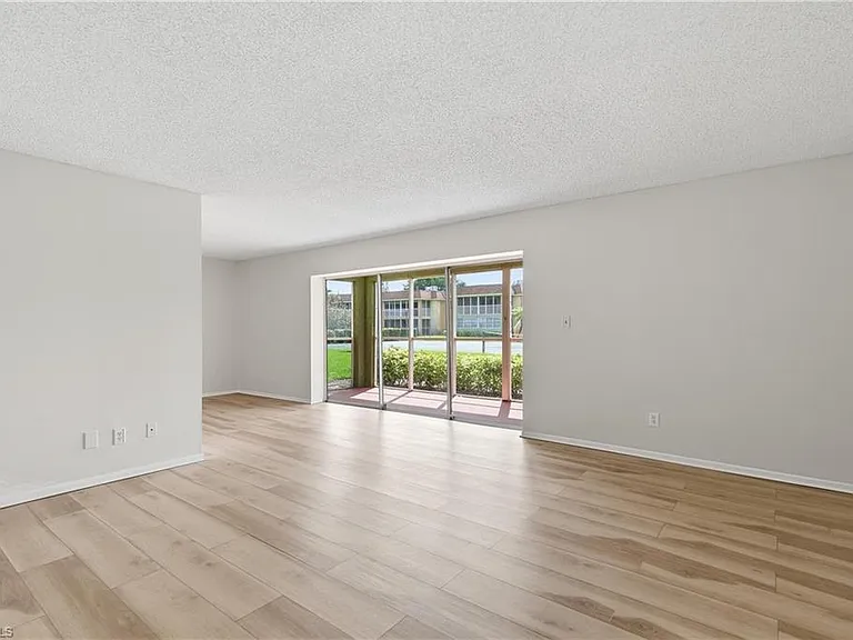1400 Pompei Ln #53 — Photo 4