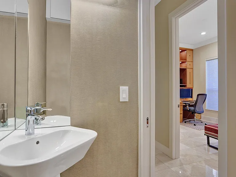 1529 Shoreline Way — Photo 21