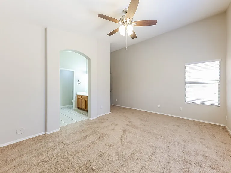 9166 W Melinda Ln — Photo 10
