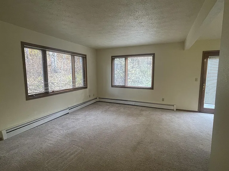 3411 W Wren St #2 — Photo 9