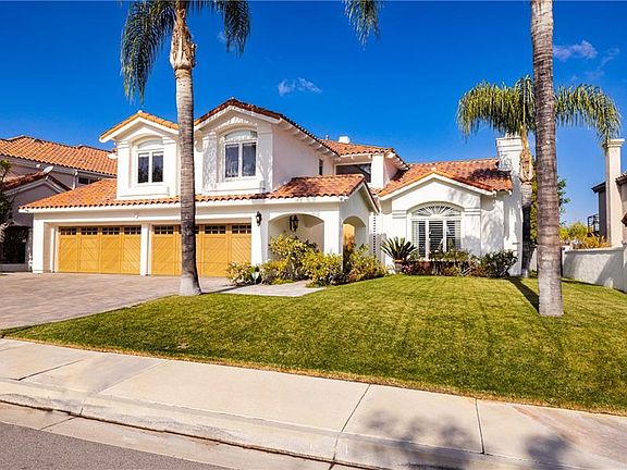 4th image of 3626 Paseo Primario