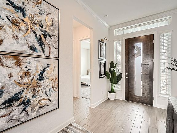 4th image of 582 Wild Pecan Loop