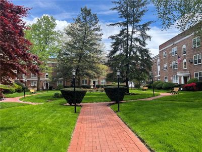221 Middle Neck Road #L5, Great Neck, NY, 11021