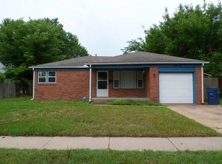 1427 E Jump St, Wichita, KS 67216