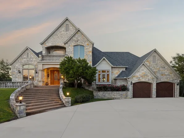 204 Covered Bridge Dr, Fort Worth, TX 76108