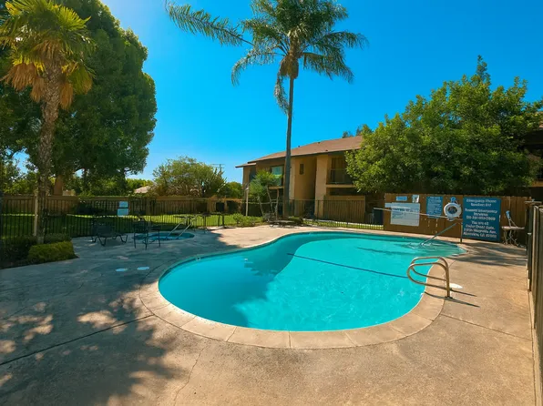 Cedar Crest Apartments, 11255 Magnolia Ave #1faff9f46, Riverside, CA 92505