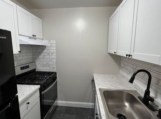 112 Lancaster Ests, Mount Joy, PA 17552
