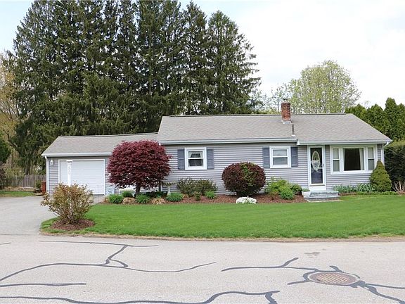 3rd image of 80 Glendale Dr