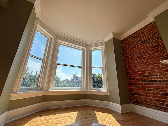 3rd image of 1842 Monument Ave APT 3