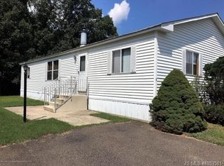 7 Warner Way, Toms River, NJ 08755