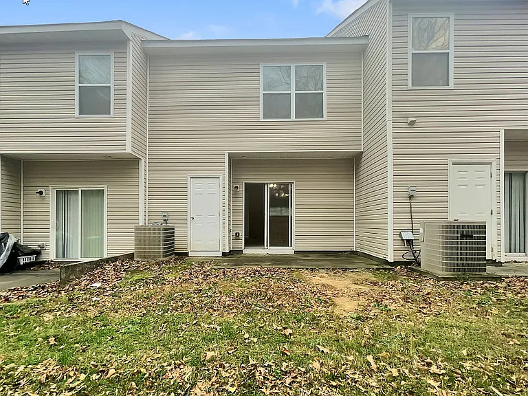 2226 Bigwood Trl — Photo 2