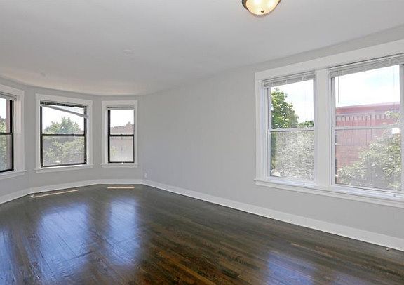 3rd image of 3270 W Palmer St APT 3W
