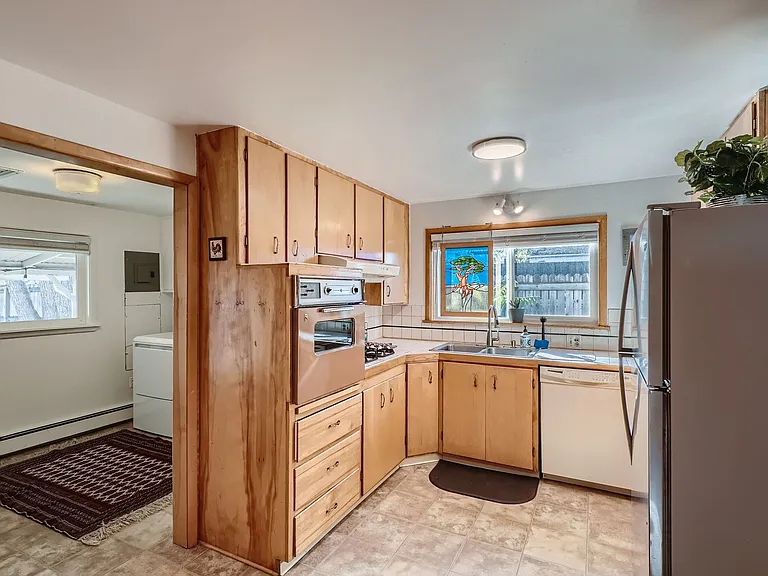 3550 S Emerson St — Photo 7