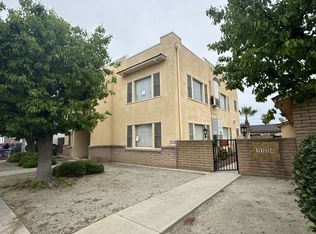 1124 E St APT A, Reedley, CA 93654
