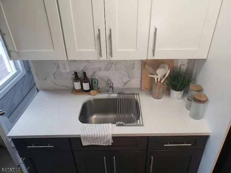 187 Milford Ave #3 — Photo 16