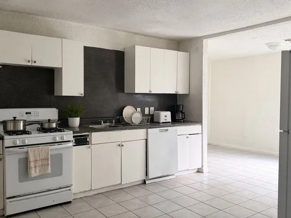 9909 Whitehead St, Houston, TX 77088
