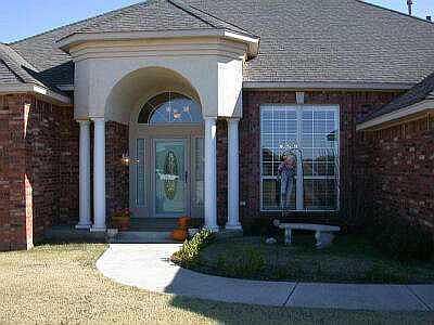 3rd image of 106 Whispering Pines Dr
