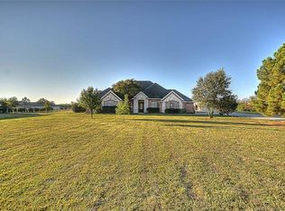 1345 Avondale Haslet Rd, Haslet, TX 76052