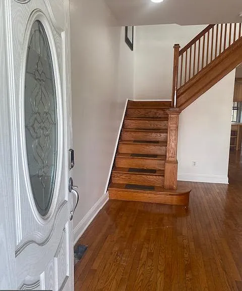 315 E 29th St — Photo 5