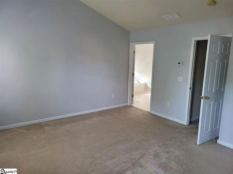206 Chartwell Dr — Photo 14